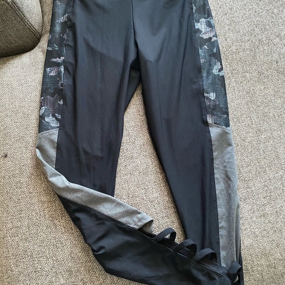 Work out pants - Picture 2 of 3